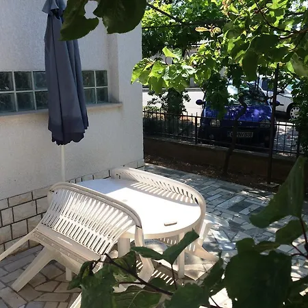 Apartmaji Ester * Izola